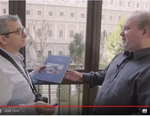 iñaki miramón y josé maría mellado charlan sobre fotografía 515x400